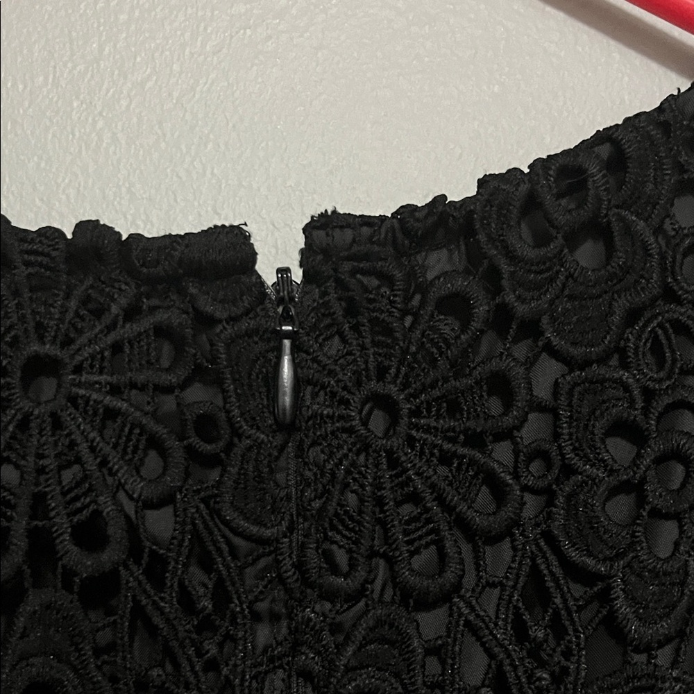NWT Karl Lagerfeld  Lace Sleeveless Dress - Picture 8 of 8